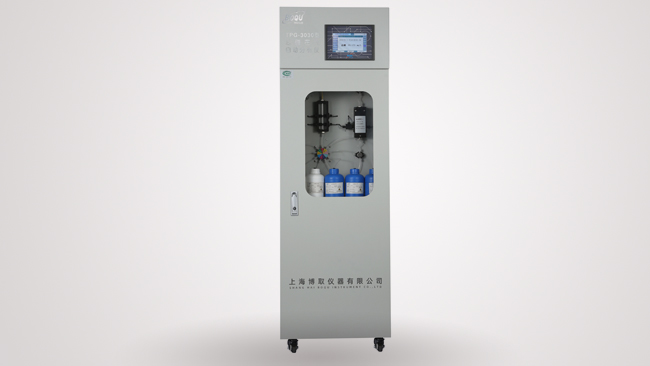 總（zǒng）磷在線分析儀的儀器特點及（jí）測量原理